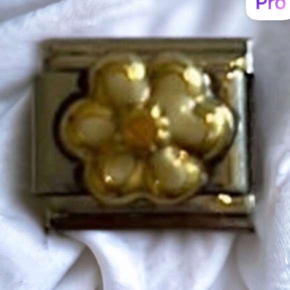 ZOPPINI (nomination) 2/$25 white flower bracelet link - Picture 1 of 6